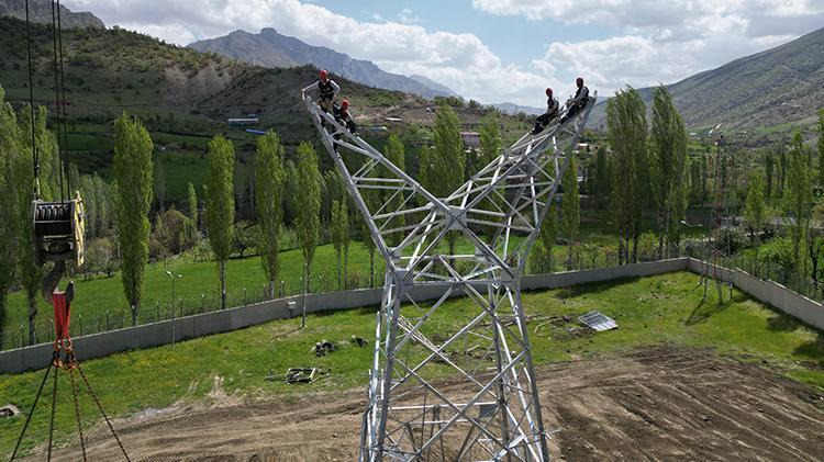 Şırnak ve Hakkari arasında dev proje 1 milyar lira bölgeye enerji getirecek