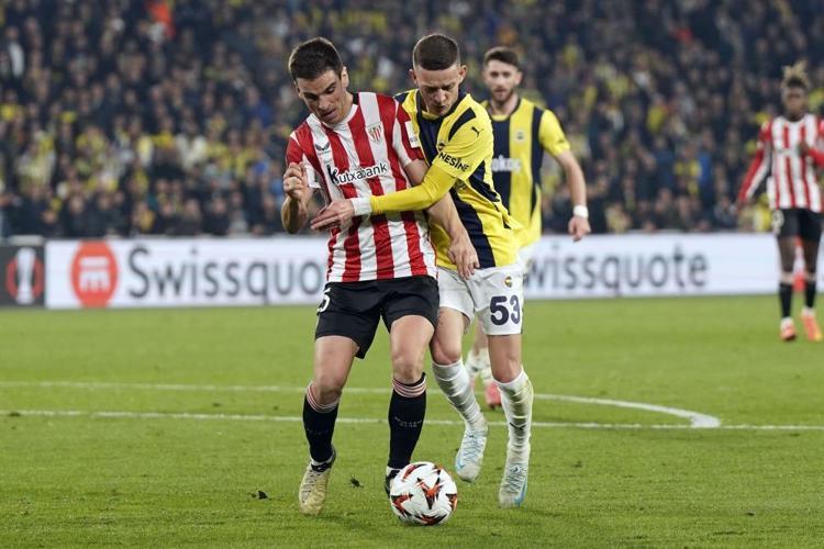 En Nesyri, Becao, Djiku, Osayi, Skriniar derken Fenerbahçede 2 ayrılık birden, Ali Koç bir dönemi bitiriyor