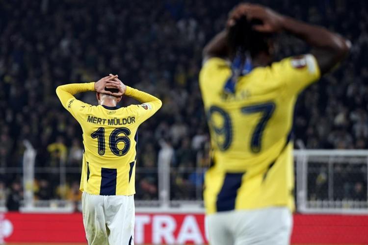 En Nesyri, Becao, Djiku, Osayi, Skriniar derken Fenerbahçede 2 ayrılık birden, Ali Koç bir dönemi bitiriyor