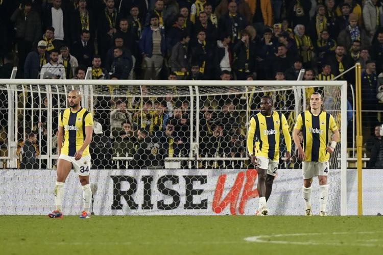 En Nesyri, Becao, Djiku, Osayi, Skriniar derken Fenerbahçede 2 ayrılık birden, Ali Koç bir dönemi bitiriyor