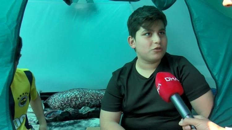 Silivri depreminin etkisini İstanbullular atlatamadı 3 gündür çadırda kalıyorlar...