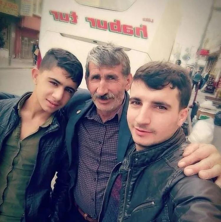 MARKET ALILVERİŞİ İÇİN DIŞARI ÇIKMIŞLARDI...