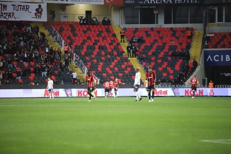 Gaziantep Fenerbahçe maçı: 1-3 Kanaryadan müthiş geri dönüş