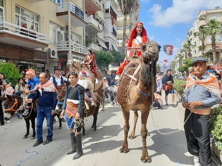 Antalyada festival hızlı başladı 41 mahalle birbiriyle yarıştı