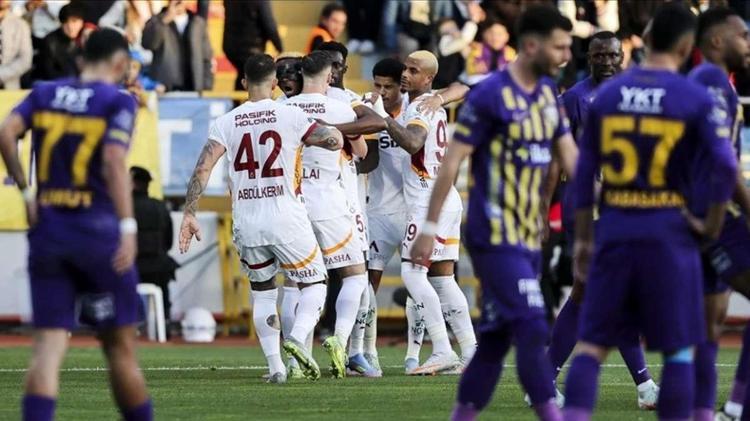 Eyüpspor - Galatasaray maçında penaltı var mı Biraz fazlası kırmızı olurdu