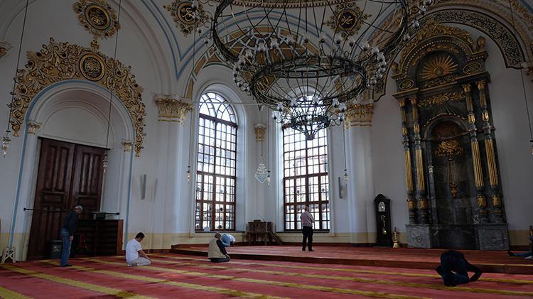 Restorasyonunda kilolarca altın kullanıldı Pencereleri kapısından büyük: Konyada Mevlanadan sonra en çok ziyaret edilen yer