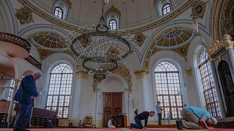 Restorasyonunda kilolarca altın kullanıldı Pencereleri kapısından büyük: Konyada Mevlanadan sonra en çok ziyaret edilen yer