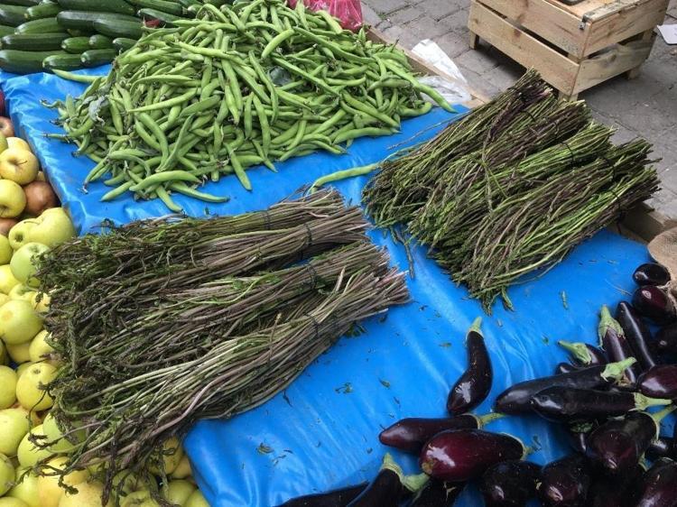 İşsizken bağını 100 liraya satmaya başladı Bu işin maliyeti yok: Doğada kendiliğinden yetişiyor
