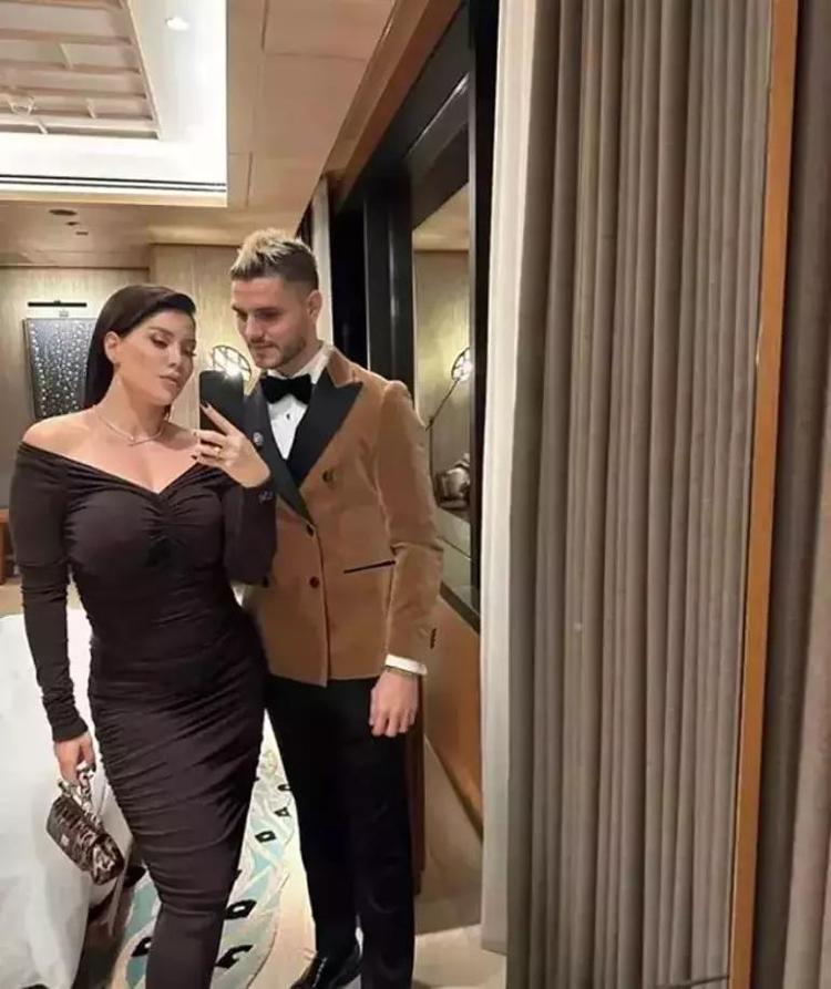 ROMANTİK KUTLAMA