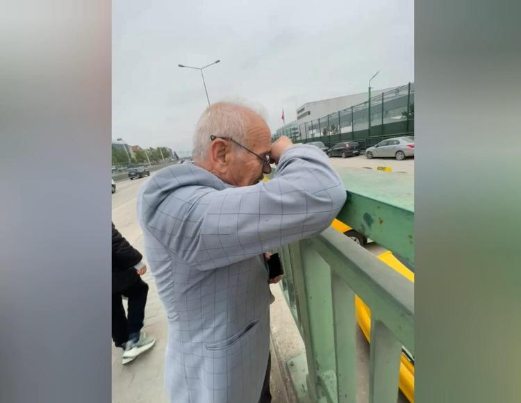 Eşini otobüste unuttu panik anlarını torunu kaydetti Dede-torun arasındaki gülümseten diyalog görüntülere yansıdı