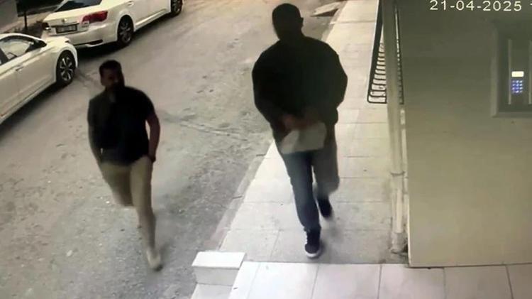 Adanada komşu cinayeti Önce vurdu, sonra yangın çıkardı