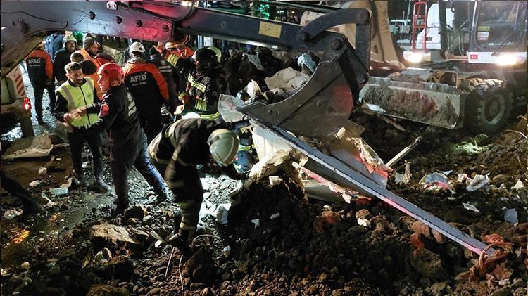 Samsunda baba ve kızlarını öldüren heyelan değil ihmaller zinciri