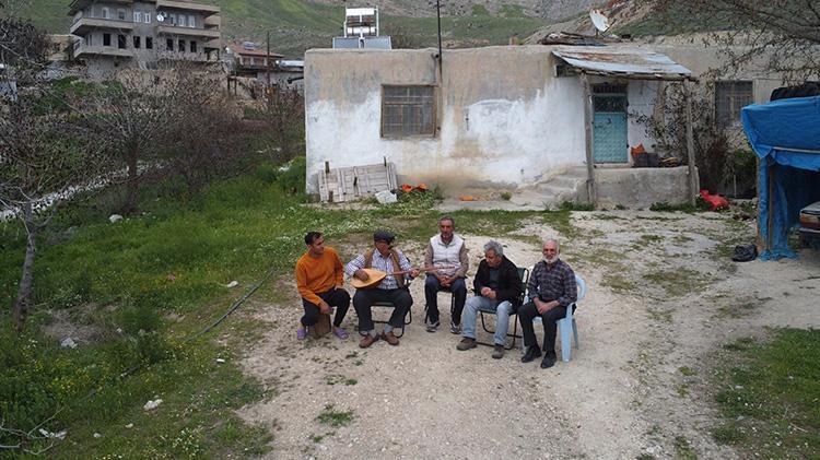 51 yıl önce bir altın bozdurarak aldı, mağarada sakladı Elazığlı dengbej bölgenin son temsilcisi
