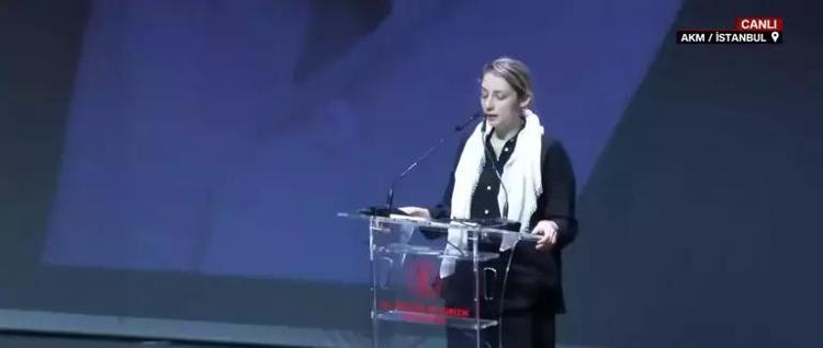 CEREN ÖNDER GÖZYAŞLARINA BOĞULDU
