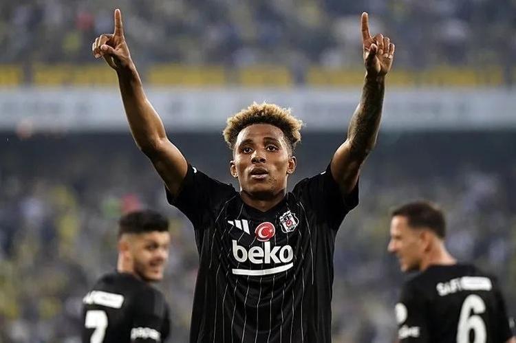 4 FUTBOLCUYLA NE ALIP VEREMEDİĞİN VAR
