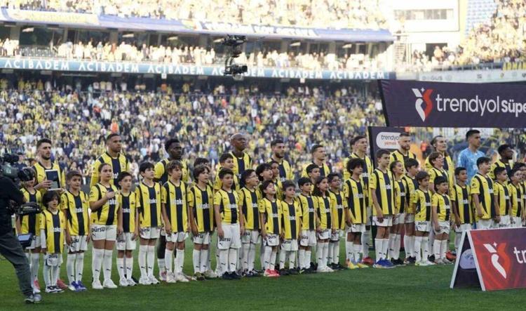 Tadic, Kostic, Dzeko, Livakovice garezi mi var Beşiktaş derbisi sonrası Portekizliyi yerden yere vurdu: Mourinho dünyanın en kısa fıkrası