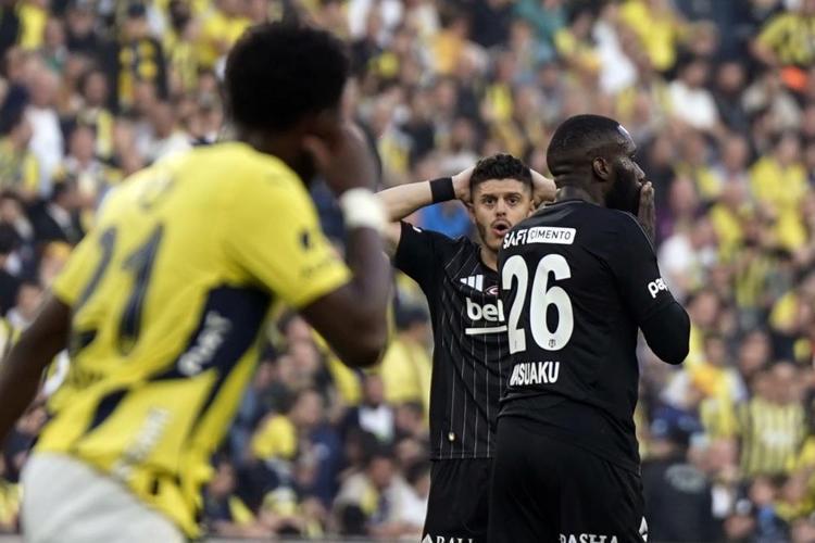 Ya Ali Koç ya da Mourinho bunu ödemeli deyip sert yüklendi: Fenerbahçe ile kafa buluyor