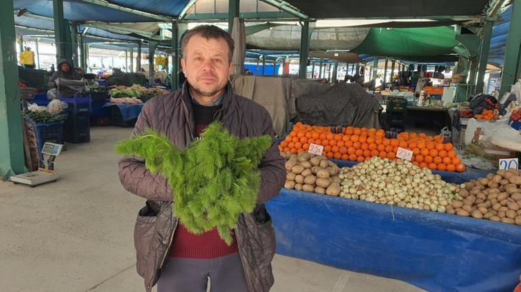 Dağda kendiliğinde yetişiyor Sadece 1 ay çıkıyor, Sepet sepet topluyorlar, şifa deposu, tanesi 30 TL