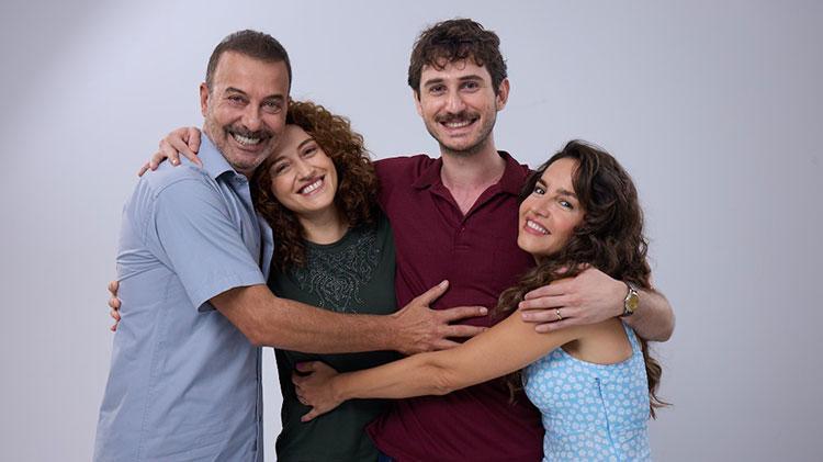 SAF KARDEŞ ROLÜNDE