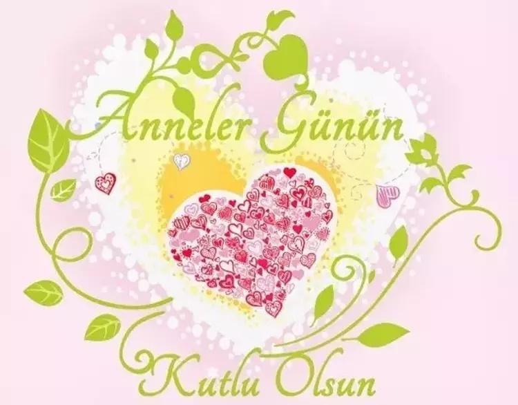 Anne yarısı teyzeler için resimli Anneler Günü mesajları: Duygusal Anneler günü sözleri