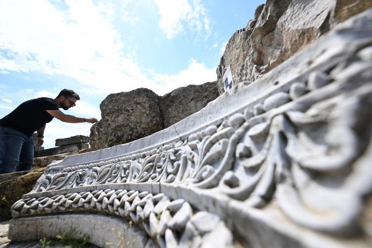 Düzcede 10 bin kişilik alanda hazine bulundu Gün yüzüne çıkmaya başladı: Tarihçiler paha biçemiyor