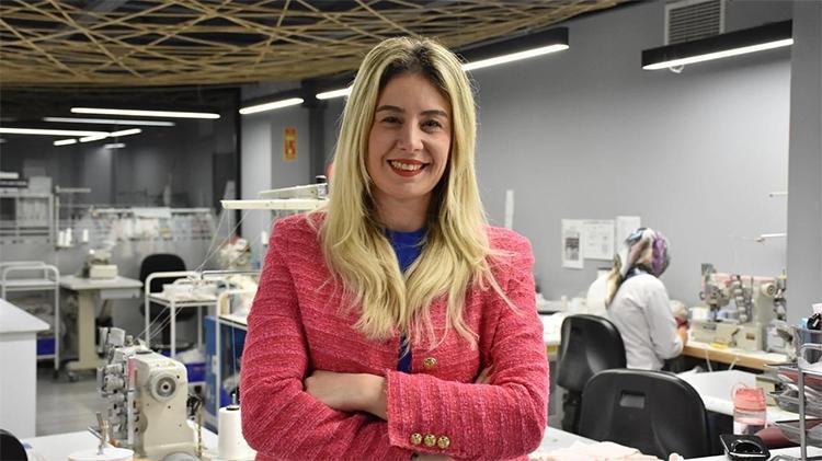 Kızı üşümesin diye üretime başladı, şimdi 4 ülkeye satış yapıyor