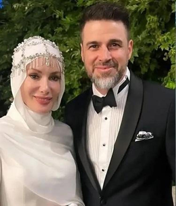 Reshad Strikten eşi Gamze Özçelik için aşk dolu sözler