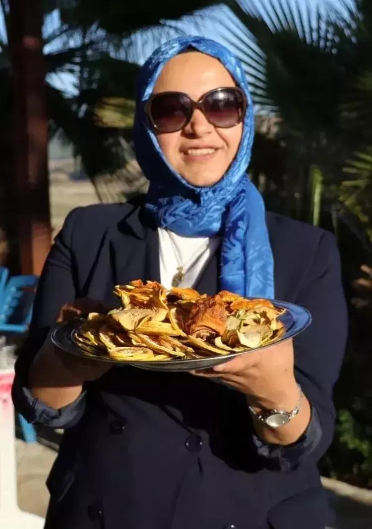 İşsiz kalınca keşfetti, Adananın kraliçesi oldu Kilosu 100 TLye 10 ton satıyor: İhracata başladı