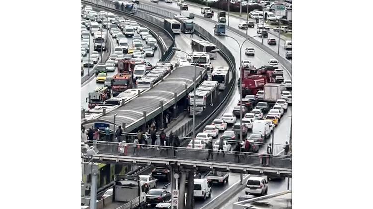 KAPASİTE ÜZERİNDE YOLCU KONFOR KOŞULLARINI ORTADAN KALDIRIYOR