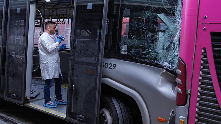 Metrobüs alarm veriyor Yoğun kazaların sebebi eski araçlar mı dikkatsiz sürücüler mi Kilometreleri 2 milyonu geçti