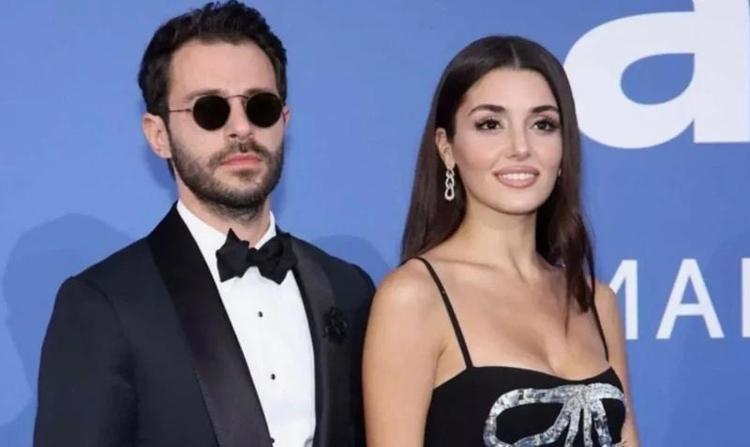 Hande Erçel pozlarıyla Avrupa başkentlerini salladı
