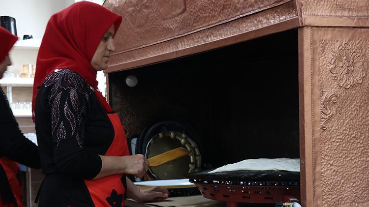 Bursalı kadınlar başardı Bütün mahalle para kazanmaya başladı