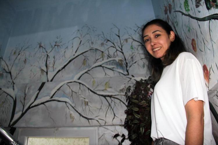 Atölye işletmeye başlayan kadın fındığı duvara resmetti Giresunda 12 ay tabloya dönüştü