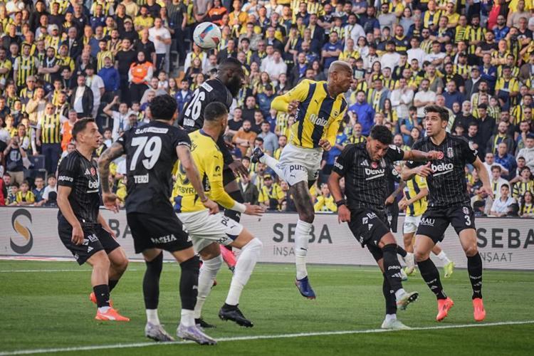 Mahmut Uslu canlı yayında patladı: Ali Koç beceremedin, git Başkan adayıyım