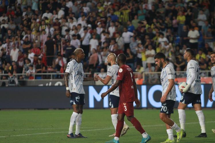 Fenerbahçede taşlar yerinden oynuyor Mourinho değil Mario Branco ayrıldı, işte yeni sportif direktör...