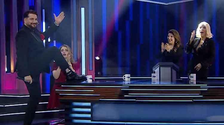 Password’de kilit düetle açıldı Ah Geceler düeti viral oldu