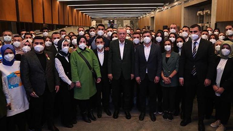 Cumhurbaşkanı Erdoğan Çanakkalede gençlerle bir araya geldi