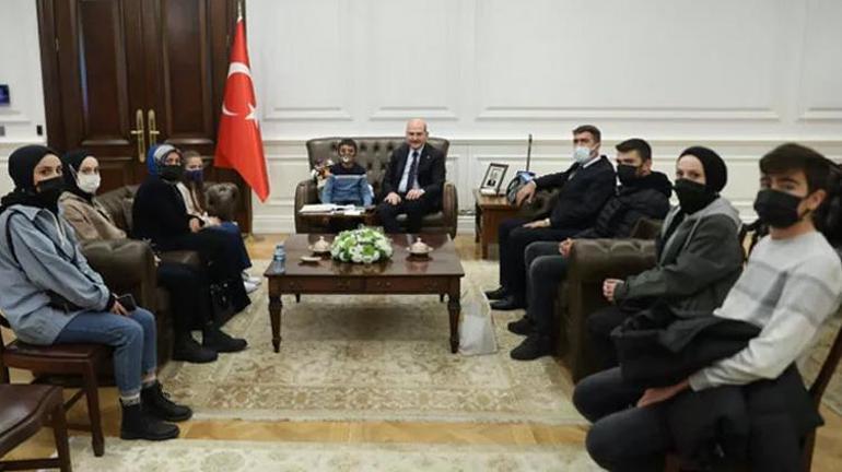Bakan Soylu, şehit Ahmet Budakın ailesini misafir etti