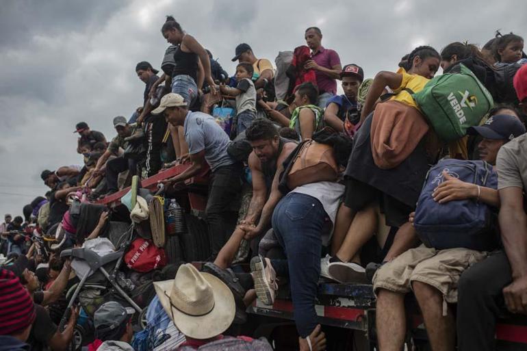 3 bin kişilik göçmen konvoyu yola çıktı Hedef ABD...