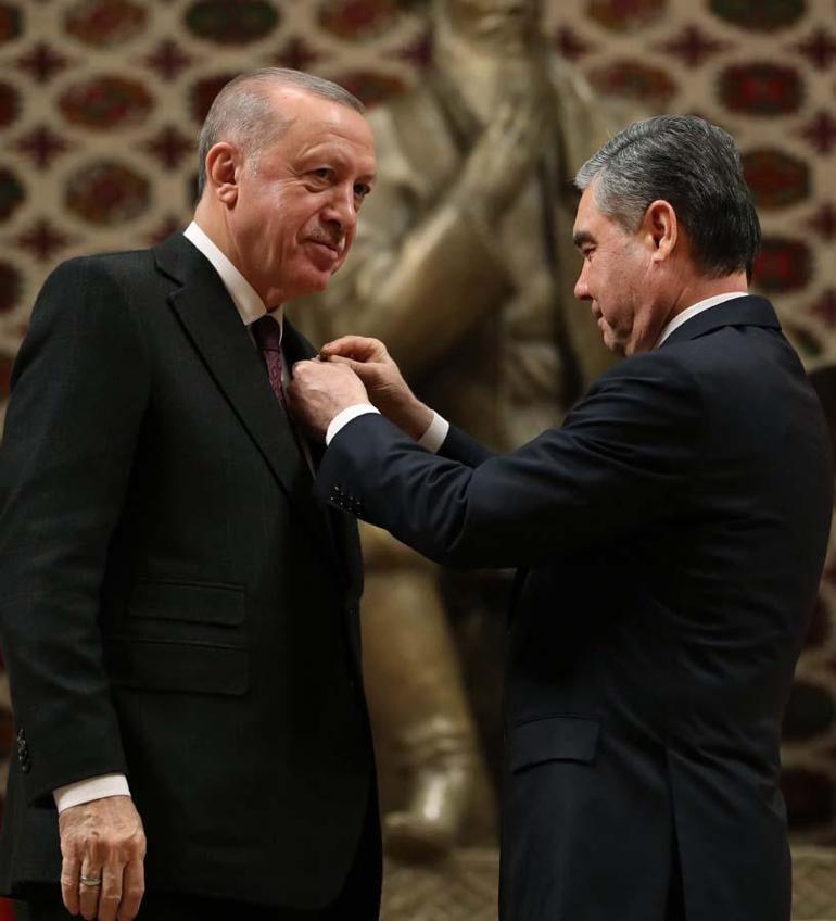 Cumhurbaşkanı Erdoğan Türkmenistanda Tarihi imzalar atıldı...