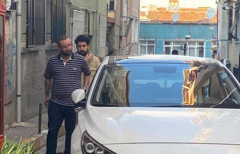 İstanbul’da korkunç olay Evde bıçaklanmış halde ölü bulundu: Oğlu 2 saat sonra ihbar etmiş
