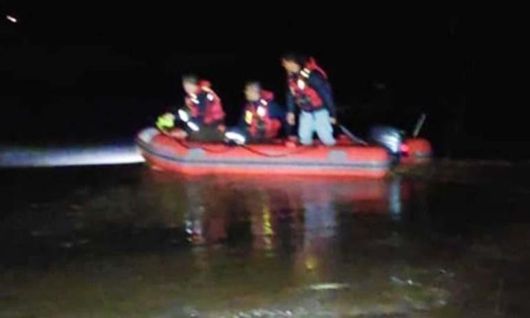 Edirnede yağmur felaketi: 11 kişi kurtarıldı, 1 kişinin cansız bedenine ulaşıldı