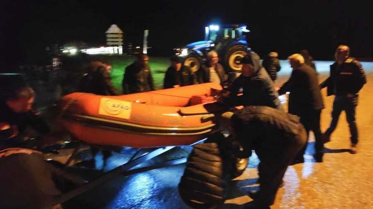 Edirnede yağmur felaketi: 11 kişi kurtarıldı, 1 kişinin cansız bedenine ulaşıldı