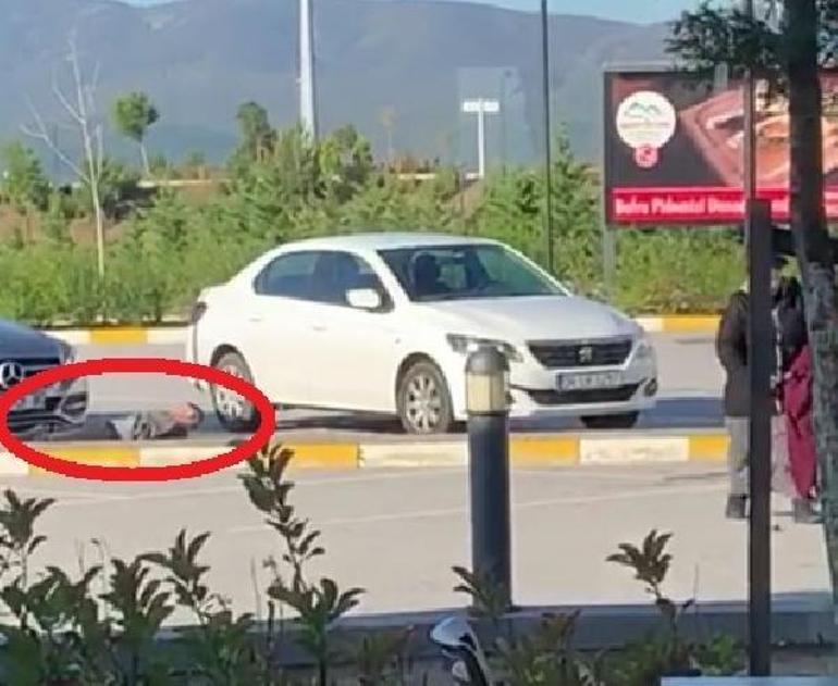 Uyuşturucu yolculuğunda cinsel istismar Herkesin gözü önünde öldürdü