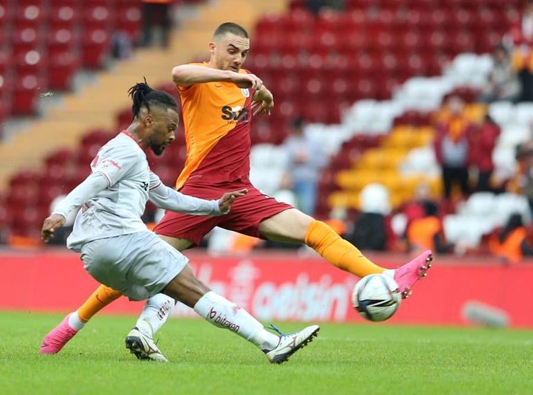Galatasaray galibiyet hasretine Antalyaspor karşısında son verdi
