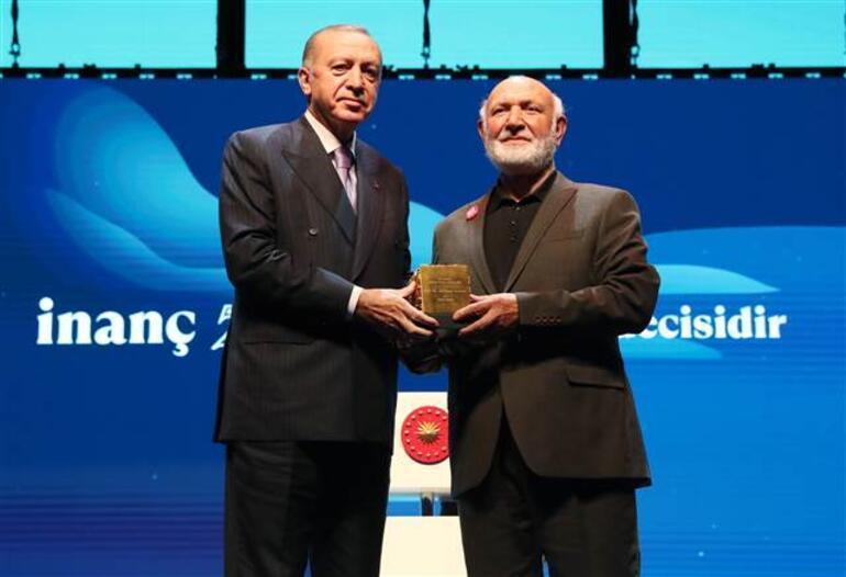 Cumhurbaşkanı Erdoğan: Zorbalara karşı açılmış bir bayraktır