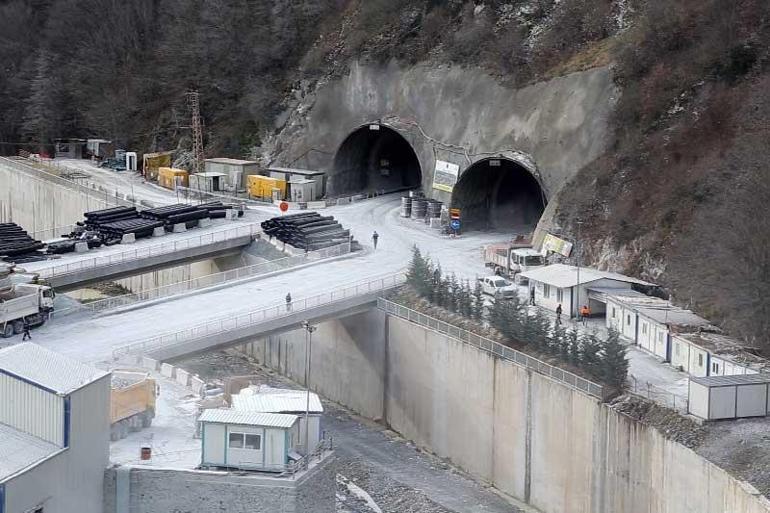 Yeni Zigana Tünelinde ışık göründü Avrupanın en uzunu olacak