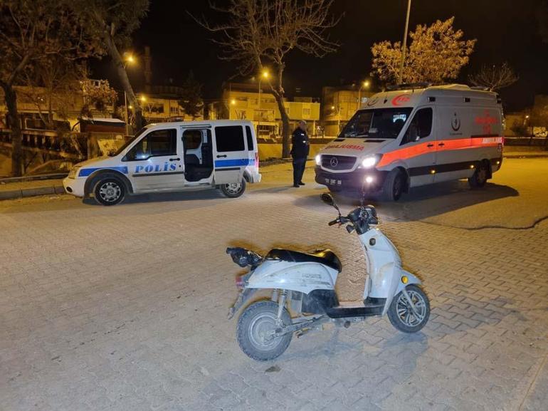 Adanada seyir halindeyken bayılan sürücü polis aracına arkadan çarparak durabildi
