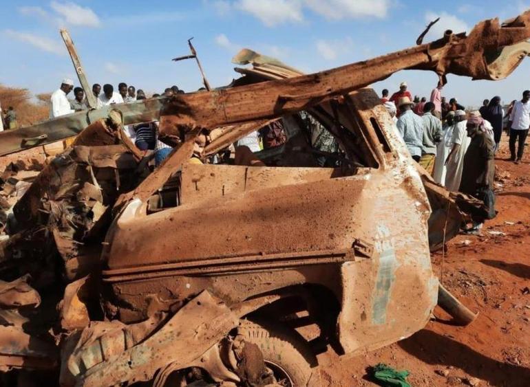 Kenya’da minibüsün geçişi sırasında EYP patladı 10 ölü, 8 yaralı