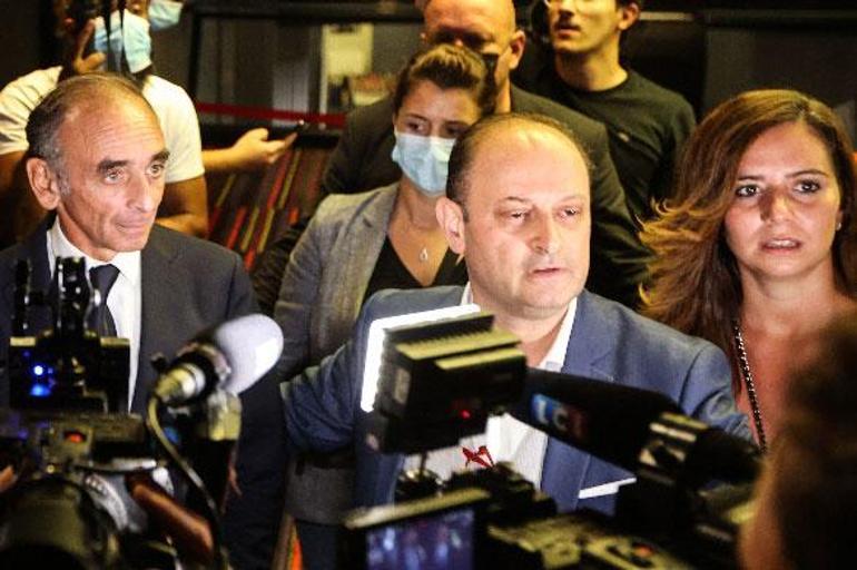 Fransada aşırı sağcı cumhurbaşkanı adayı Zemmour’un danışmanı hakkında tecavüz soruşturması